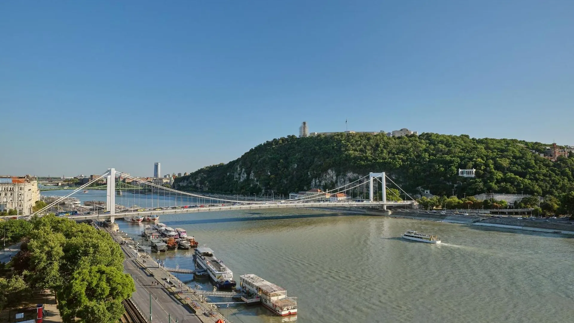 Budapest Marriott Hotel 5*,