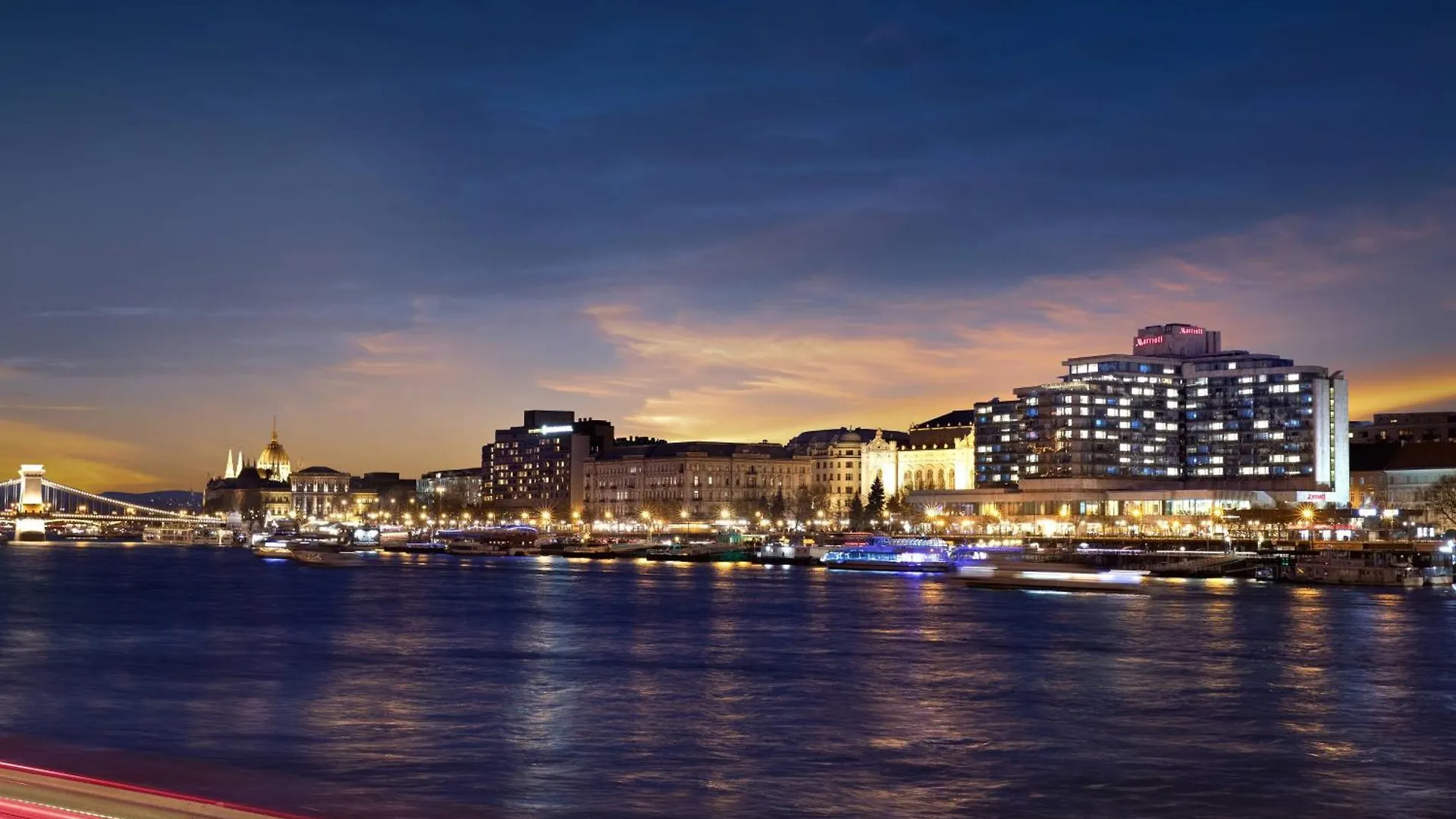 Budapest Marriott Hotel contacts